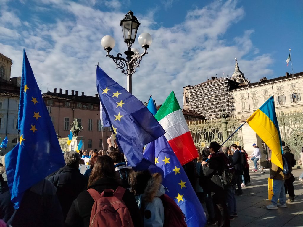 Europa mitten in der Symbolpolitik. Wir sind Europa. Wir haben Recht.